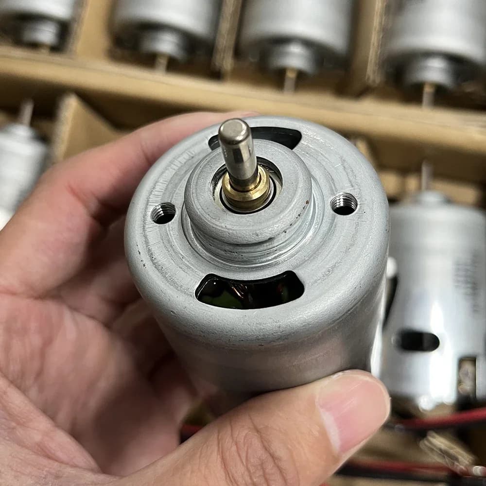 Remplacement du moteur de tondeuse à courant continu, couple de puissance à grande vitesse, scie éle