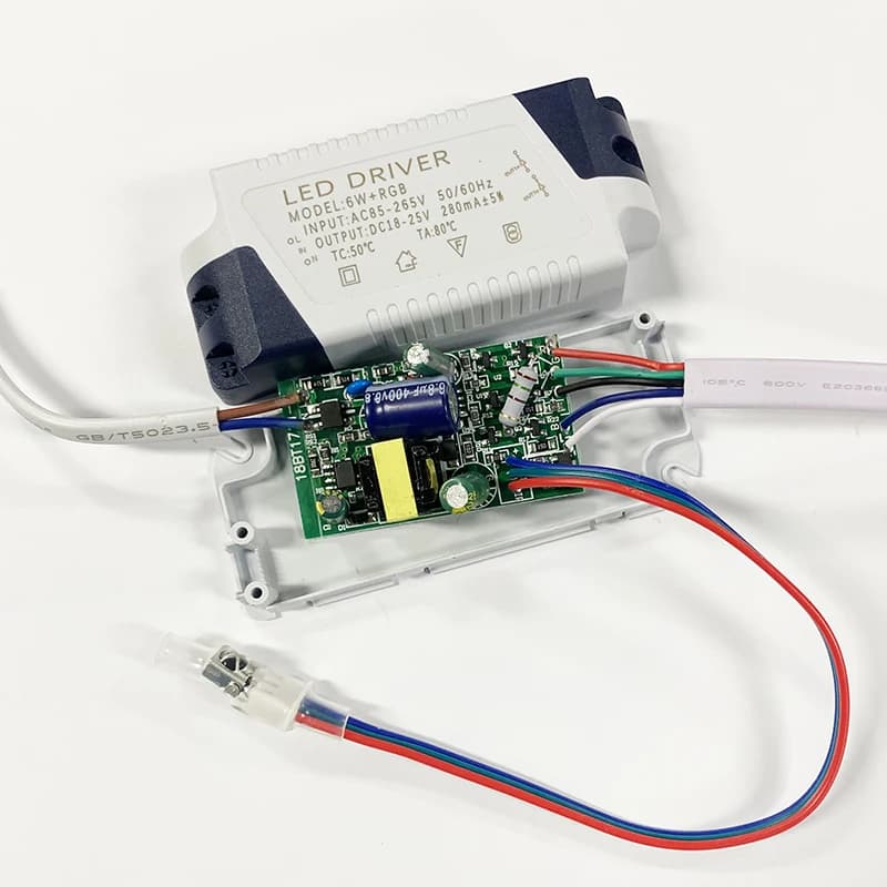 Transfermer 3W/6W/12W/18W + RGB pour plafonniers, 2 voies de sortie 280mA, pilote LED, avec connecte