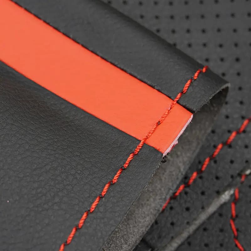 Juste de protection de volant de voiture en cuir perforé microcarence, garniture pour Chevrolet Niva