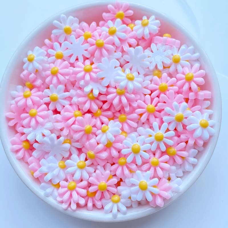 50 pièces nouveau 11mm mignon Mini chrysanthème dos plat résine Cabochons Scrapbooking bijoux à bric