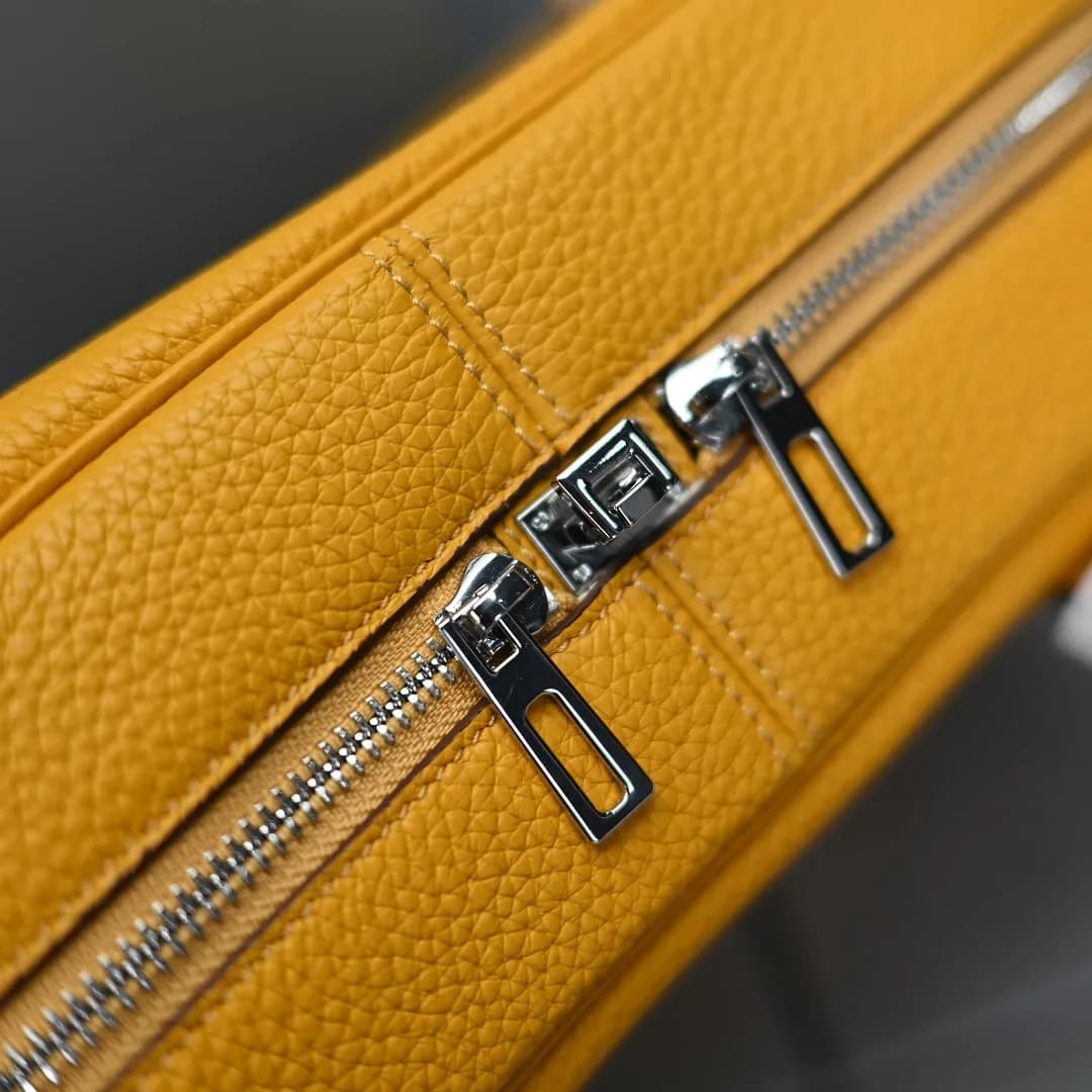 Sac à main en cuir véritable pour femme, couche supérieure, sensation avancée, nouveau modèle à la m