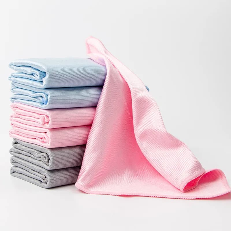 2 Chiffon de nettoyage pour la maison avec de bonnes propriétés d'absorption d'huile et d'eau