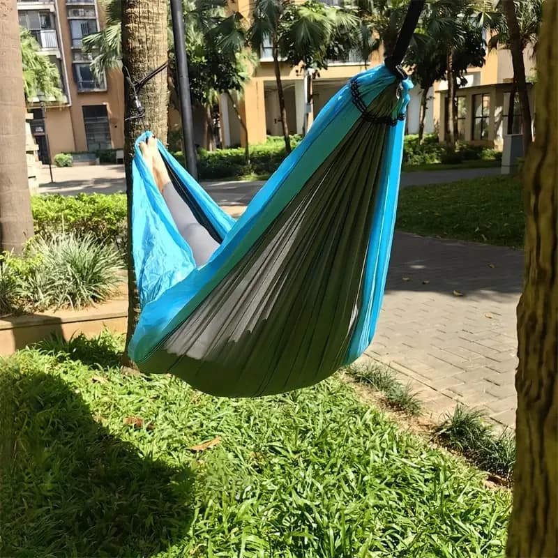 Hamac de Camping, accessoires de Camping, équipement pour l'extérieur et l'intérieur avec sangles d'