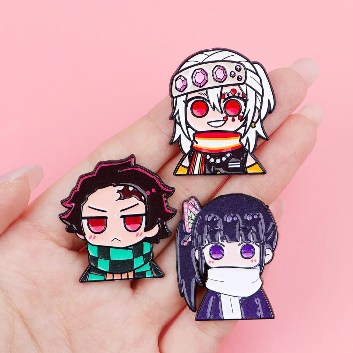 Lot de 12 épingles en émail Anime pour garçons et filles, broches de dessin animé pour manteaux, bad