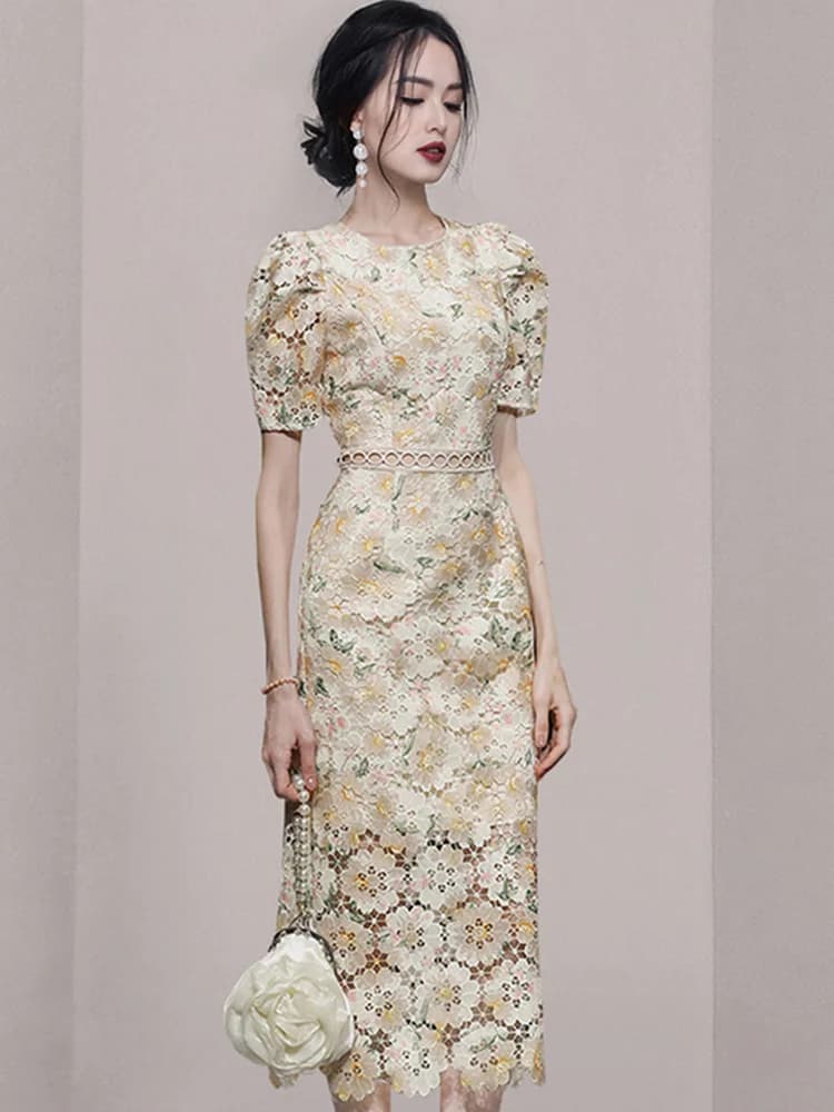 Robe fourreau en dentelle vintage pour femme, broderie florale, col rond, manches bouffantes, taille