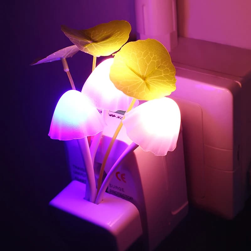 Capteur de prise européenne LED beau capteur de lumière romantique abajur infantil champignon veille