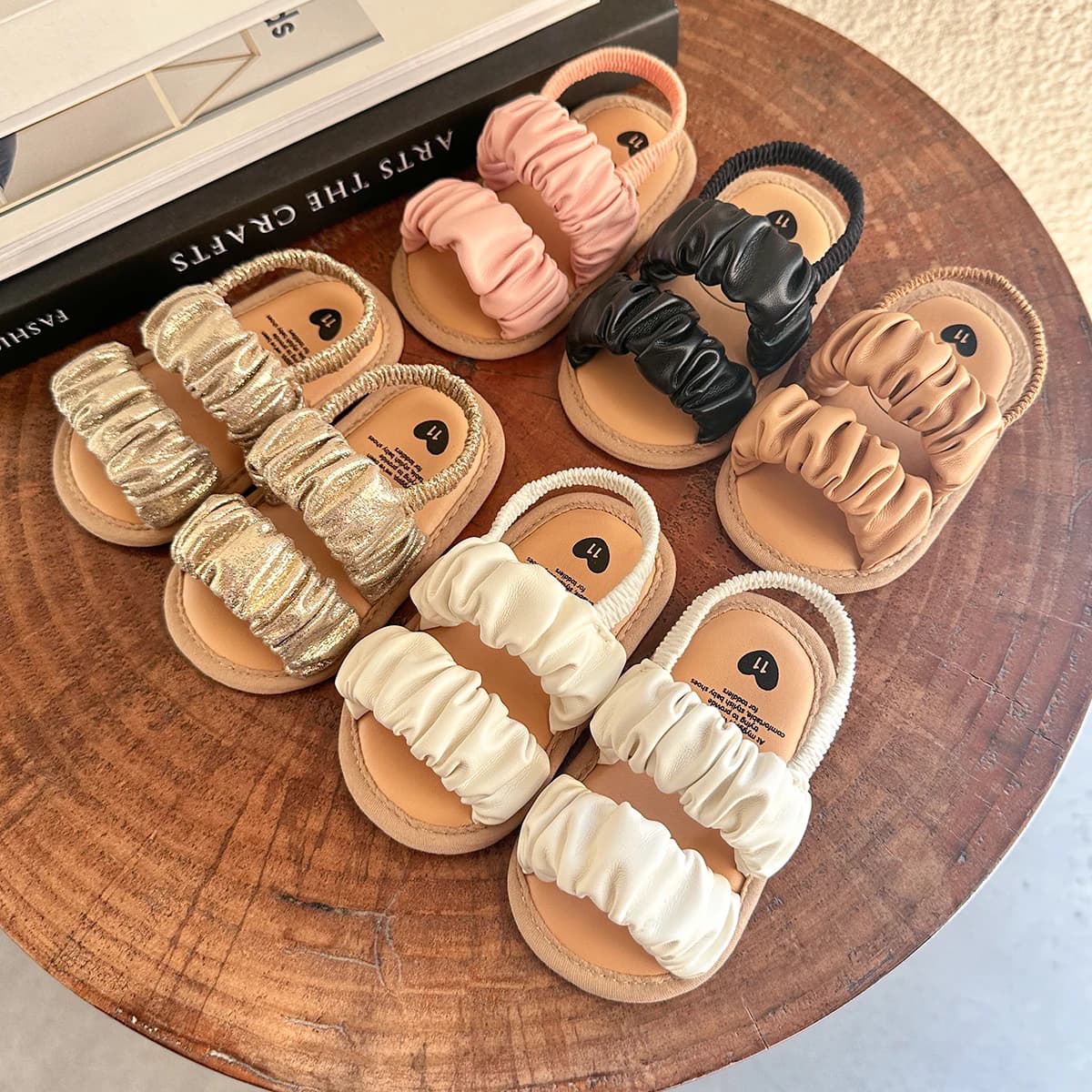 Sandales d'été à semelle souple pour bébés garçons et filles, chaussures plates pour robe de mariée,