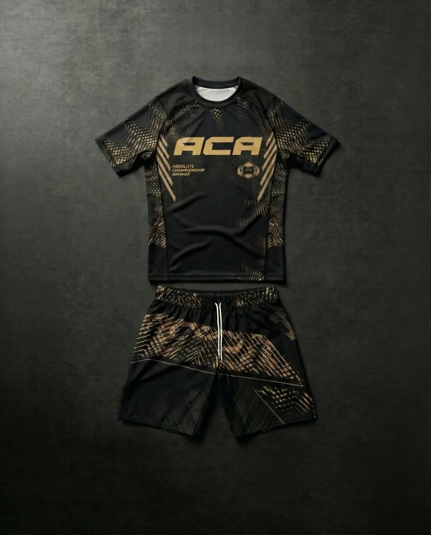 Ensemble de compression pour homme 2026 : Rashguard et short de combat, motif lignes or et blanc, in