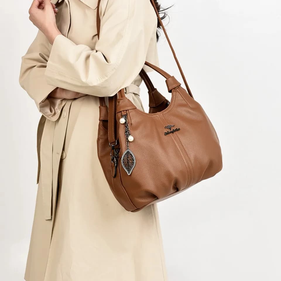 Sac à main hobo en cuir de litchi souple, sac à bandoulière 3 couches avec pendentif feuille de perl