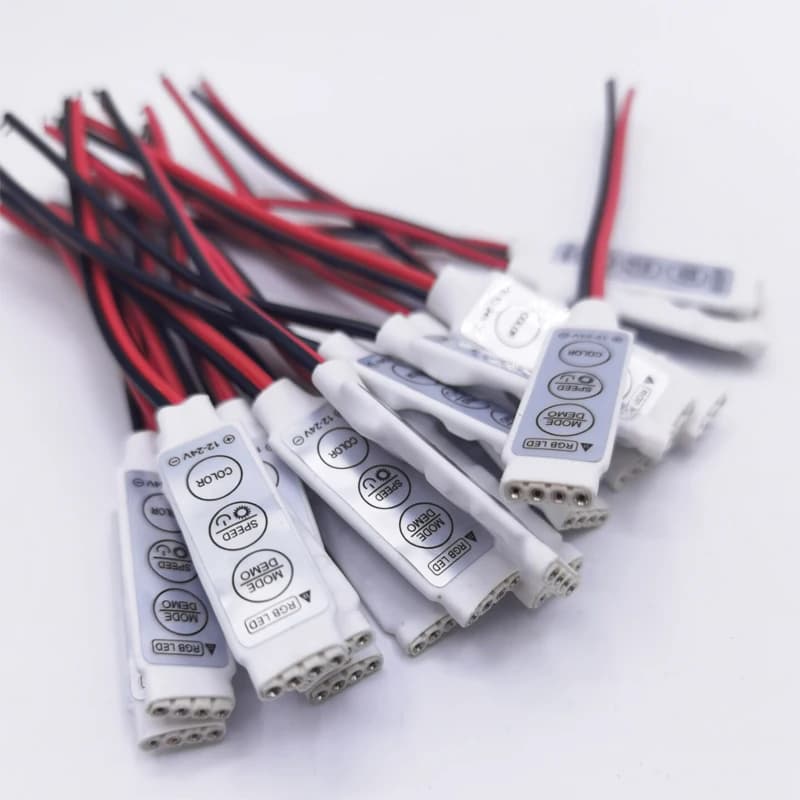 DC 5 V-12 V-24 V 12A 3 touches Mini LED RGB contrôleur variateur pilote pour RGB 5050/3528/2835/5730