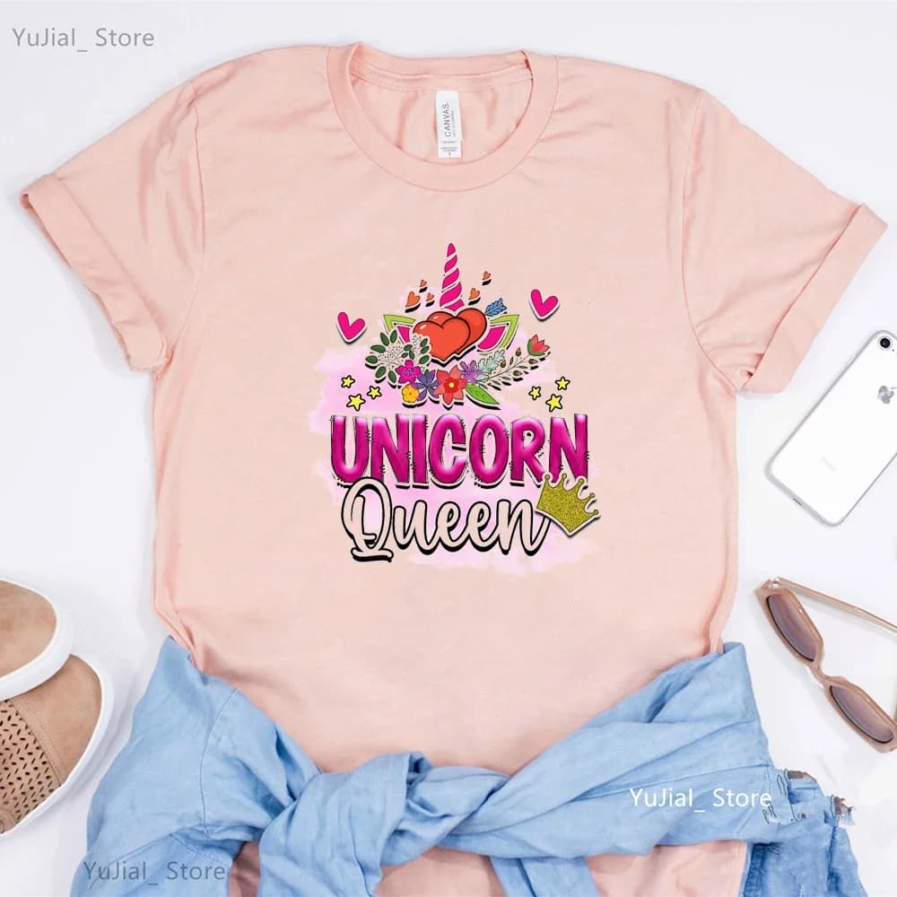 Vous êtes magique lettre impression T-Shirt femmes Kawaii licorne fille graphique T-Shirt Femme fleu