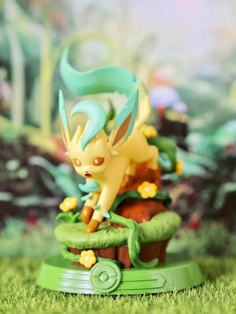 Anime Pokemon funisme aventure Eevee costume de famille boîte aveugle Jolteon Sylveon figurine Colle