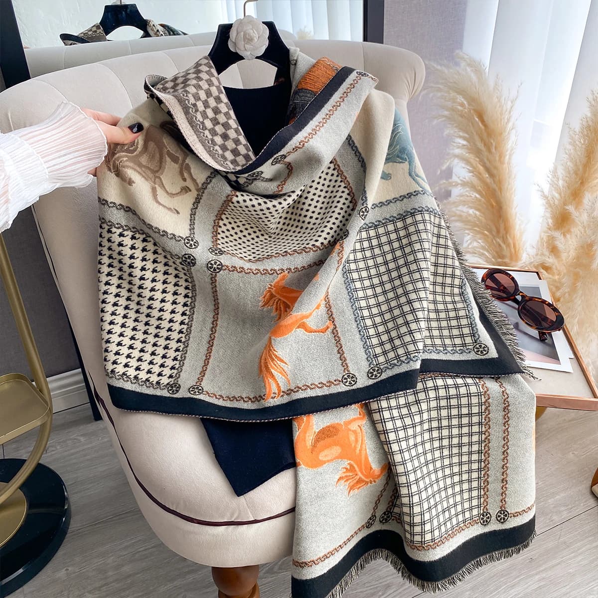 Nouvelle marque de luxe écharpe Jacquard double face cachemire doux chaud frange Pashmina le cheval 