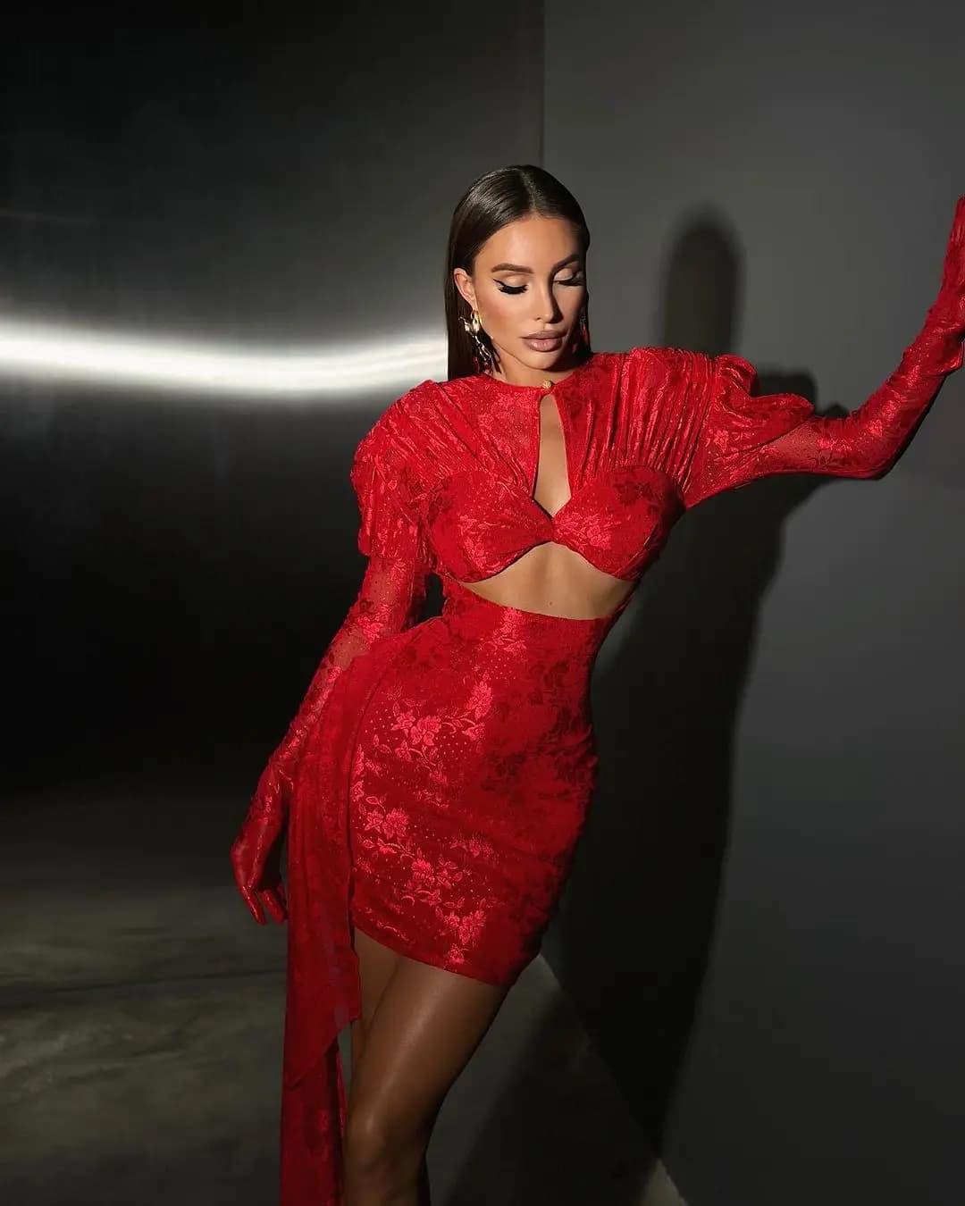 Mini robe drapée pour femme, gants sexy, rouge, blanc, batterie, boîte de nuit, fête, bar, chanteur,