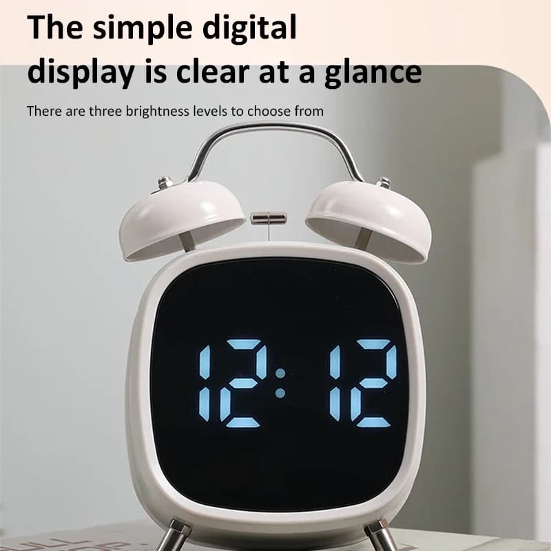 Réveil multifonction en métal avec cloche puissante, écran LED enfichable, horloge pour enfants pour