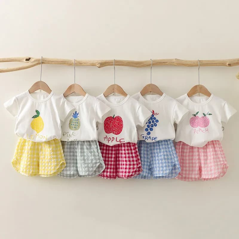Ensemble 2 pièces pour enfants, haut à manches courtes et col rond + Short à carreaux, fruits, citro