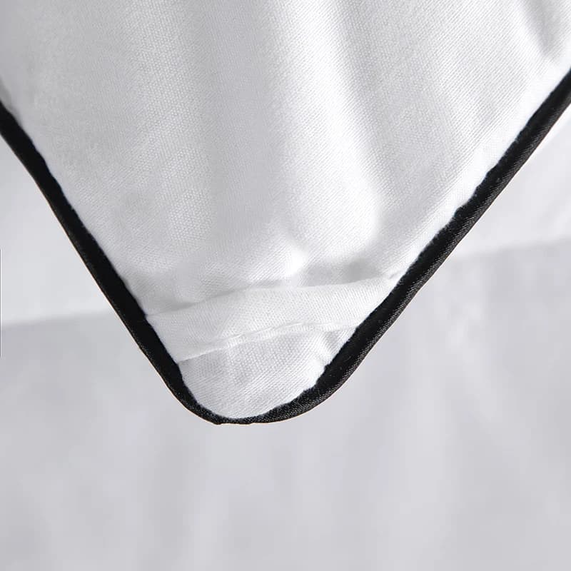 Couette de style hôtel Queen KingLightweight moelleux, confortable et respirante, douce couette d'hi