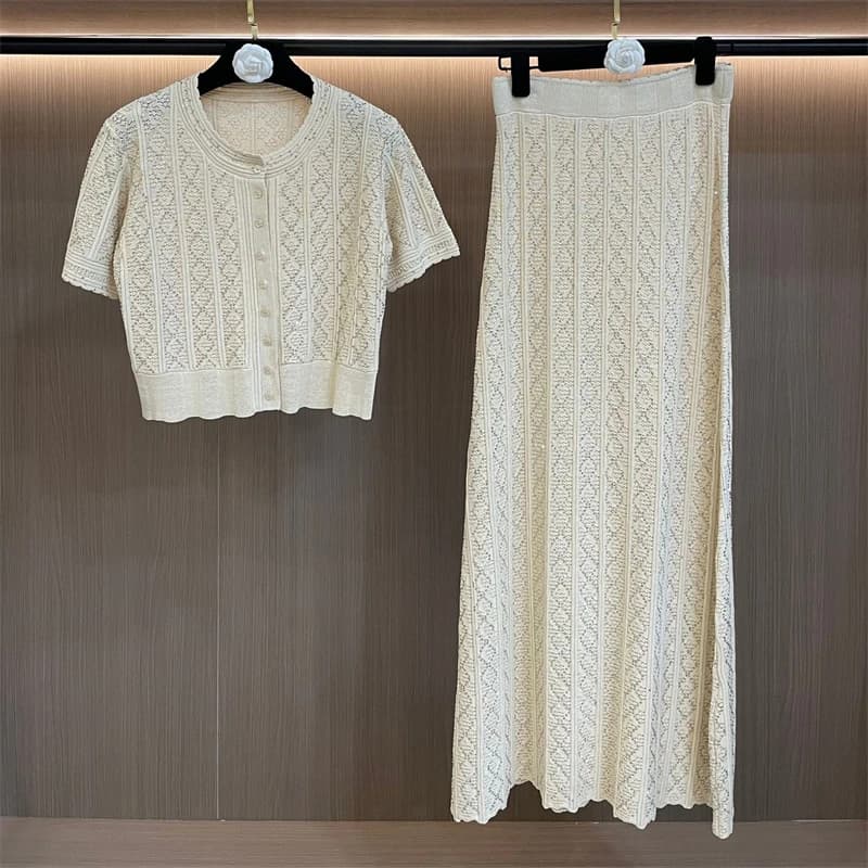 Nouvel ensemble d'été pour femme : cardigan en maille rayé à col rond et manches courtes scintillant