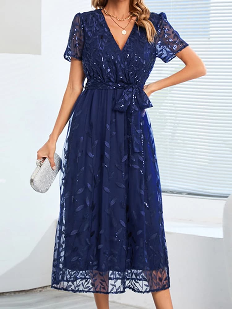 Robe Blanche Brodée à Paillettes pour Femme, Manches Courtes, Maille, Élégante, Mode Bandage, Mince,