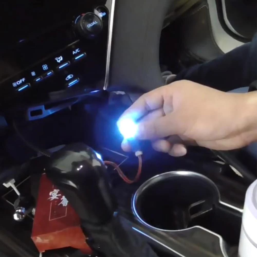 Lumière LED intérieure de voiture pour Toyota Camry, gobelet à eau, boîte de rangement, escales de s