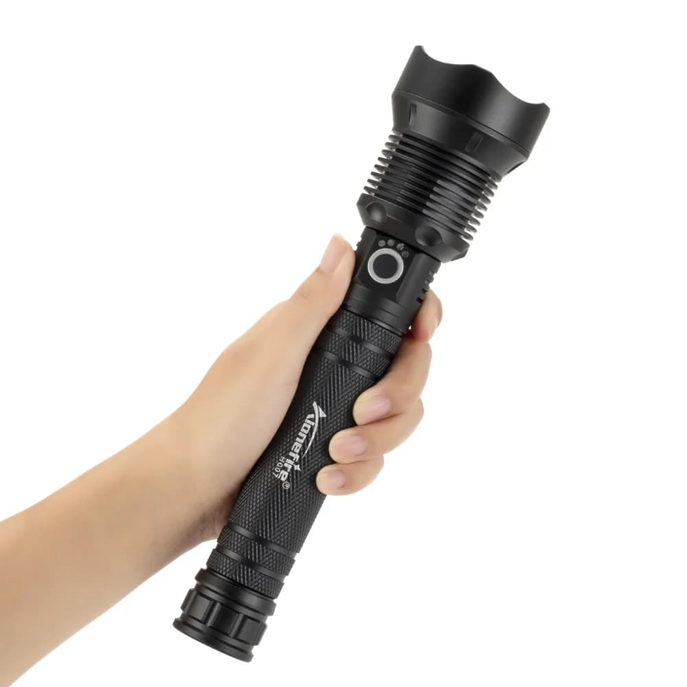 4000Lumen Zoom XHP70 LED lampe de poche haute puissance USB Rechargeable torche extérieure chasse Ca