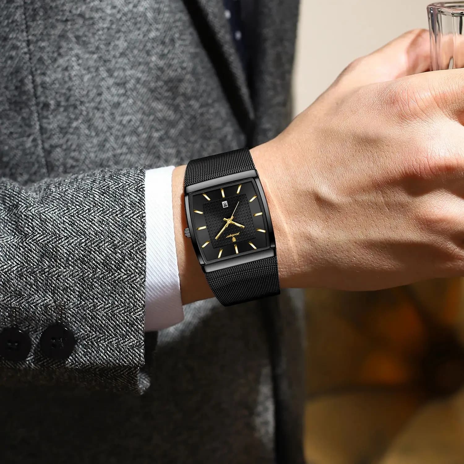 POEDAGAR Top luxe hommes montre-bracelet étanche lumineux en acier inoxydable maille Date homme mont