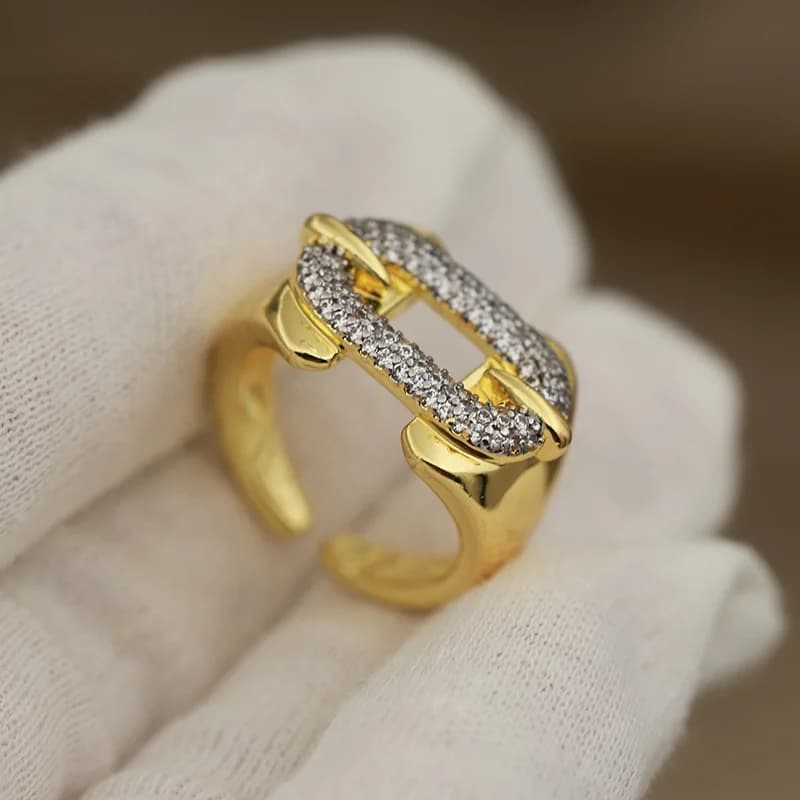 Nouveaux accessoires de vue zircone perles métalliques anneaux ouverts pour les femmes de luxe crist