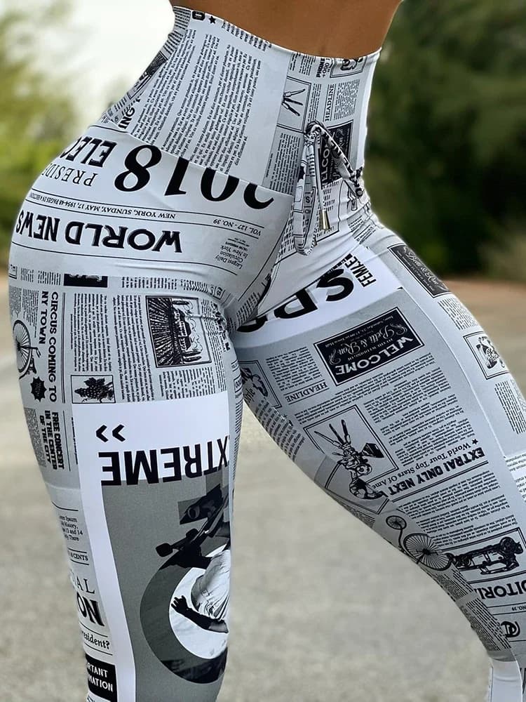 Pantalon de levage de fesses imprimé journal pour femmes, nouvelle tendance, été 2021, Anime, taille