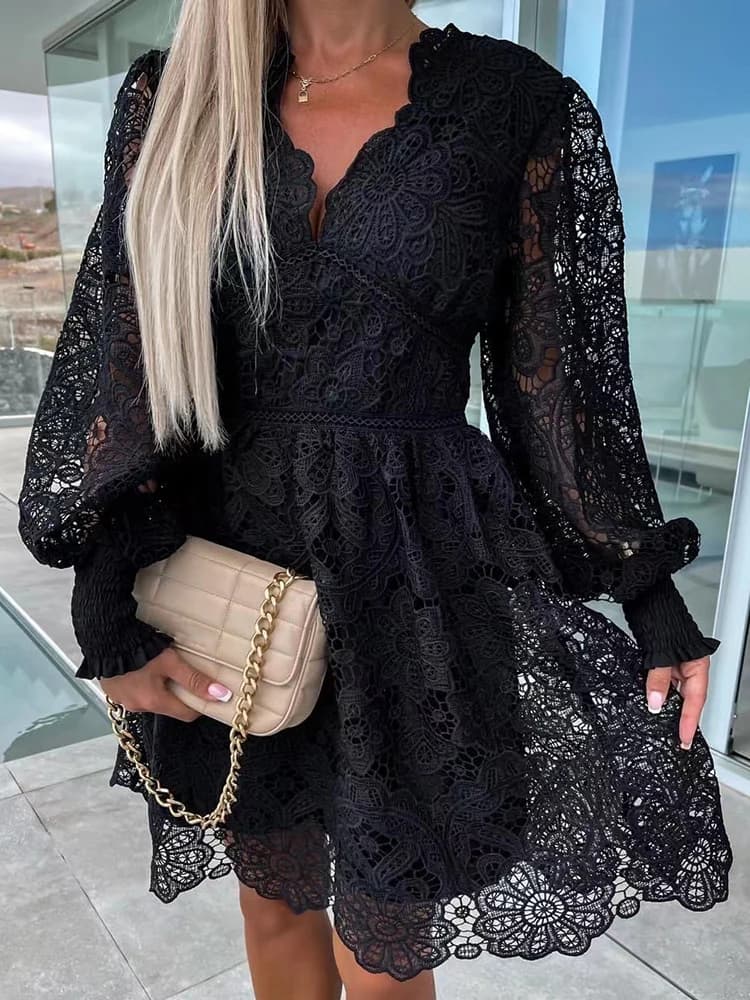 Robe en dentelle patchwork chic pour femmes, mini robe évidée, col en V, manches longues, coupe couv