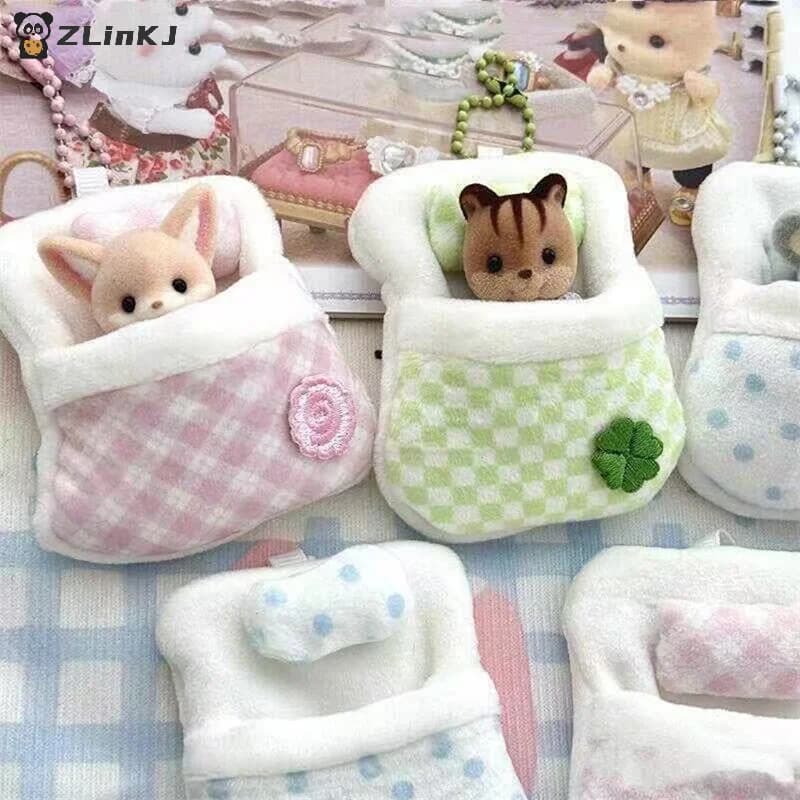 ▶ Lit de poupée trèfle à quatre feuilles en peluche, 1 pièce, 8x6x1CM, sac de couchage doux, Mini dé