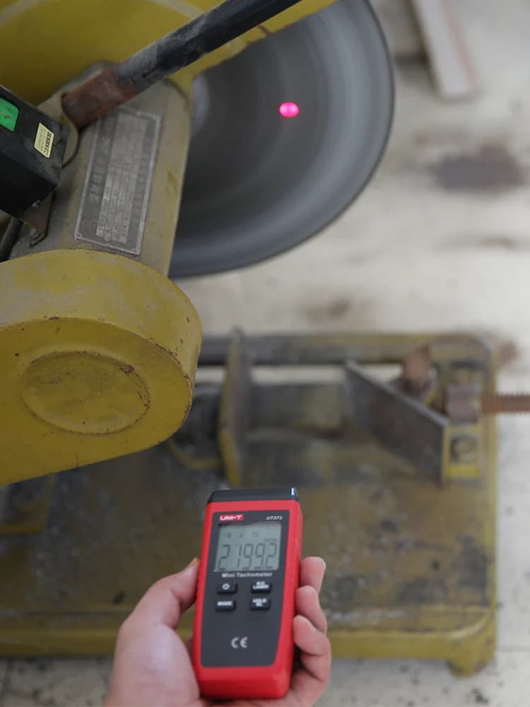 UNI-T Mini tachymètre Laser numérique UT373 tachymètre sans Contact plage de RPM 10-99999 tr/min tac