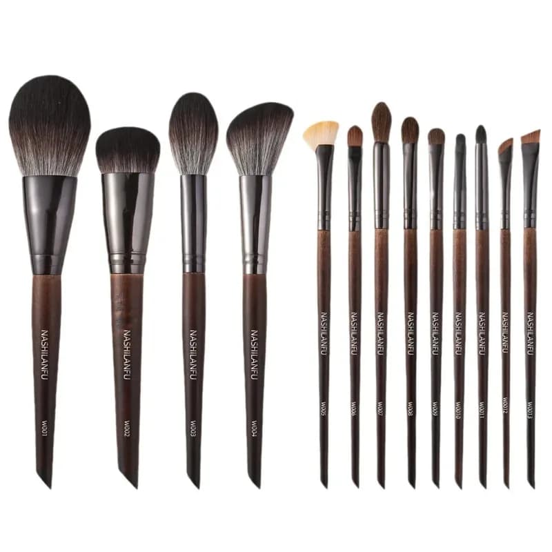 Ensemble de pinceaux de maquillage en fourrure d'animal de qualité supérieure, manche en bois, fard 