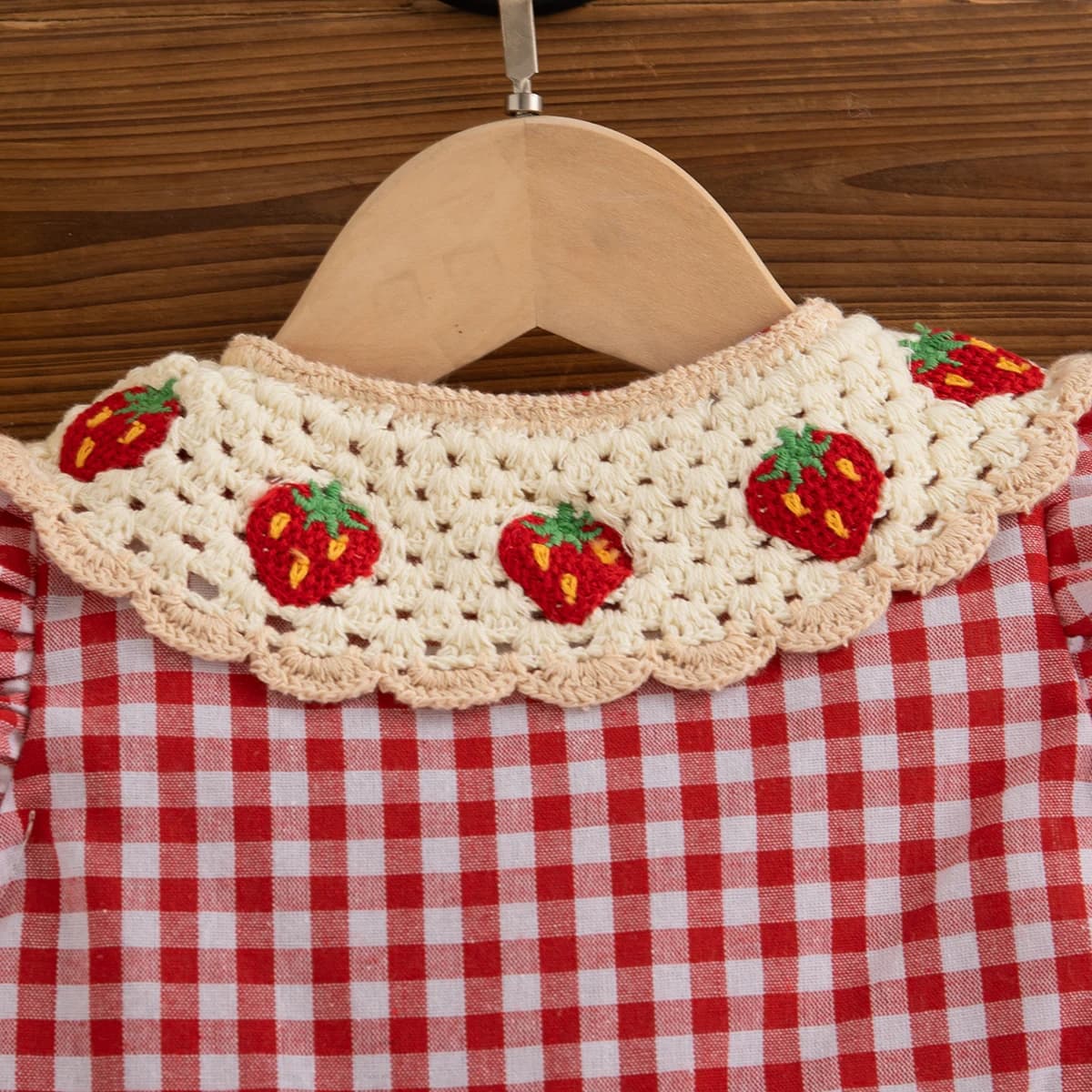 Robe d'été en coton à carreaux rouges pour bébé fille, jolie robe de plage à revers fraise