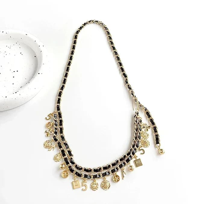 Ceintures tissées en cuir multicouches, chaîne de taille, pompon en métal, pendentif multi-éléments,