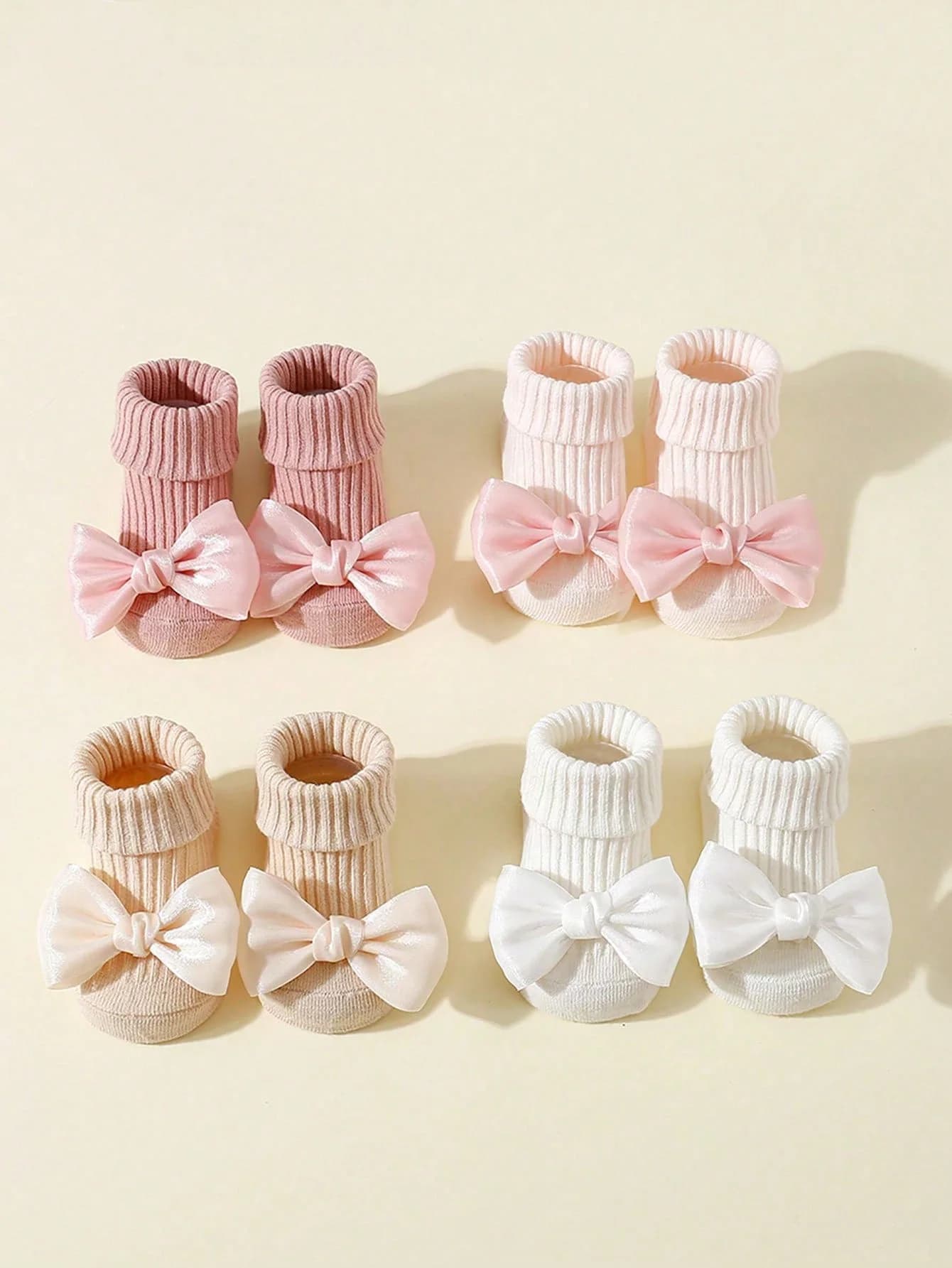 4 paires de chaussettes pour tout-petits avec nœuds, chaussettes mignonnes en coton doux pour bébés 