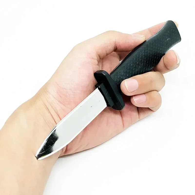 Couteau de farces rétractable-accessoire de comédie en plastique inoffensif pour adultes et enfants,
