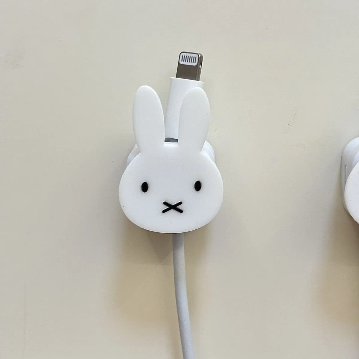 Organisateur de câbles de données magnétiques lapin Miffy mignon, fixateur de chargement de téléphon