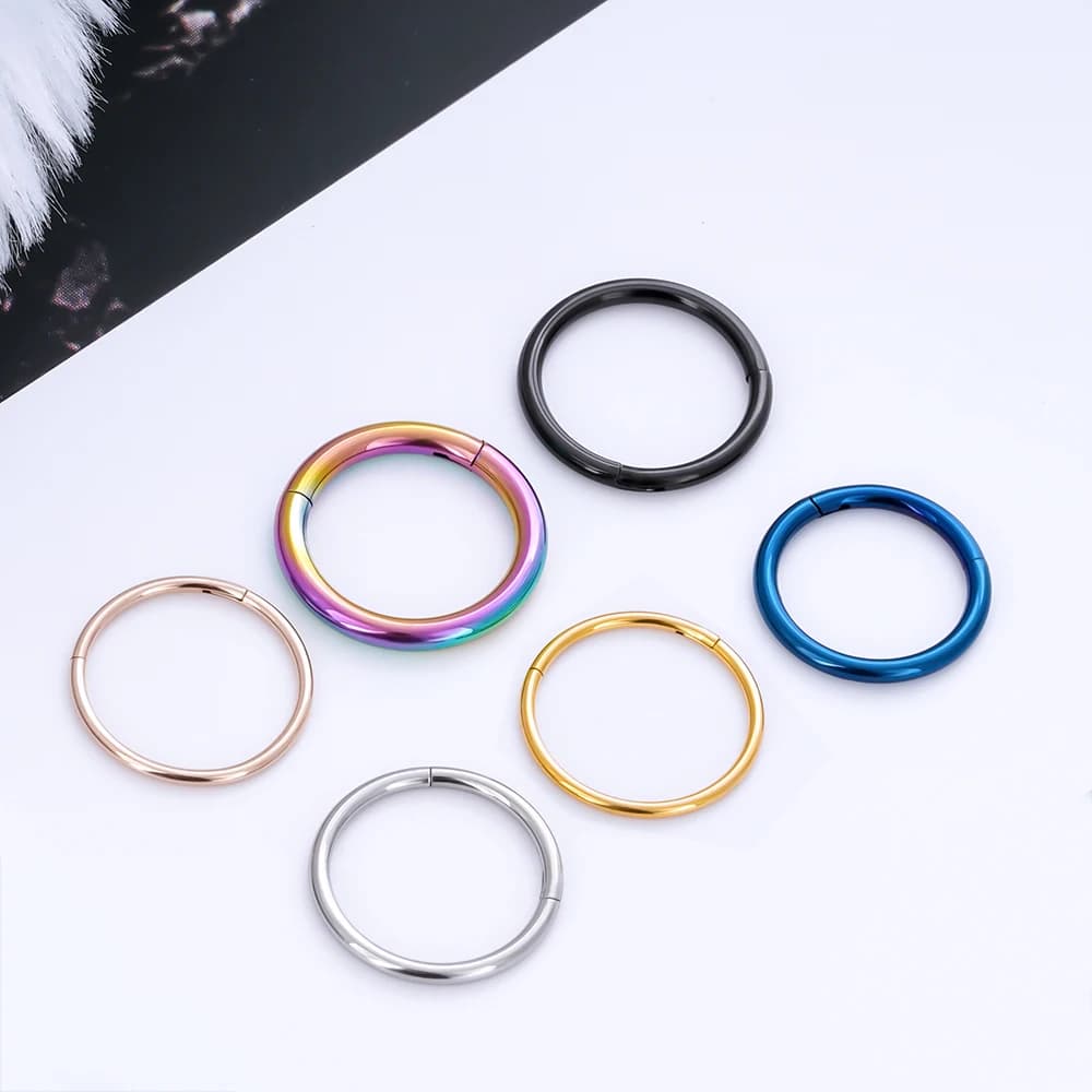 Lot de 10/50 pièces en gros – Boucles d'oreilles rondes en titane G23, anneaux de nez, clickers de s