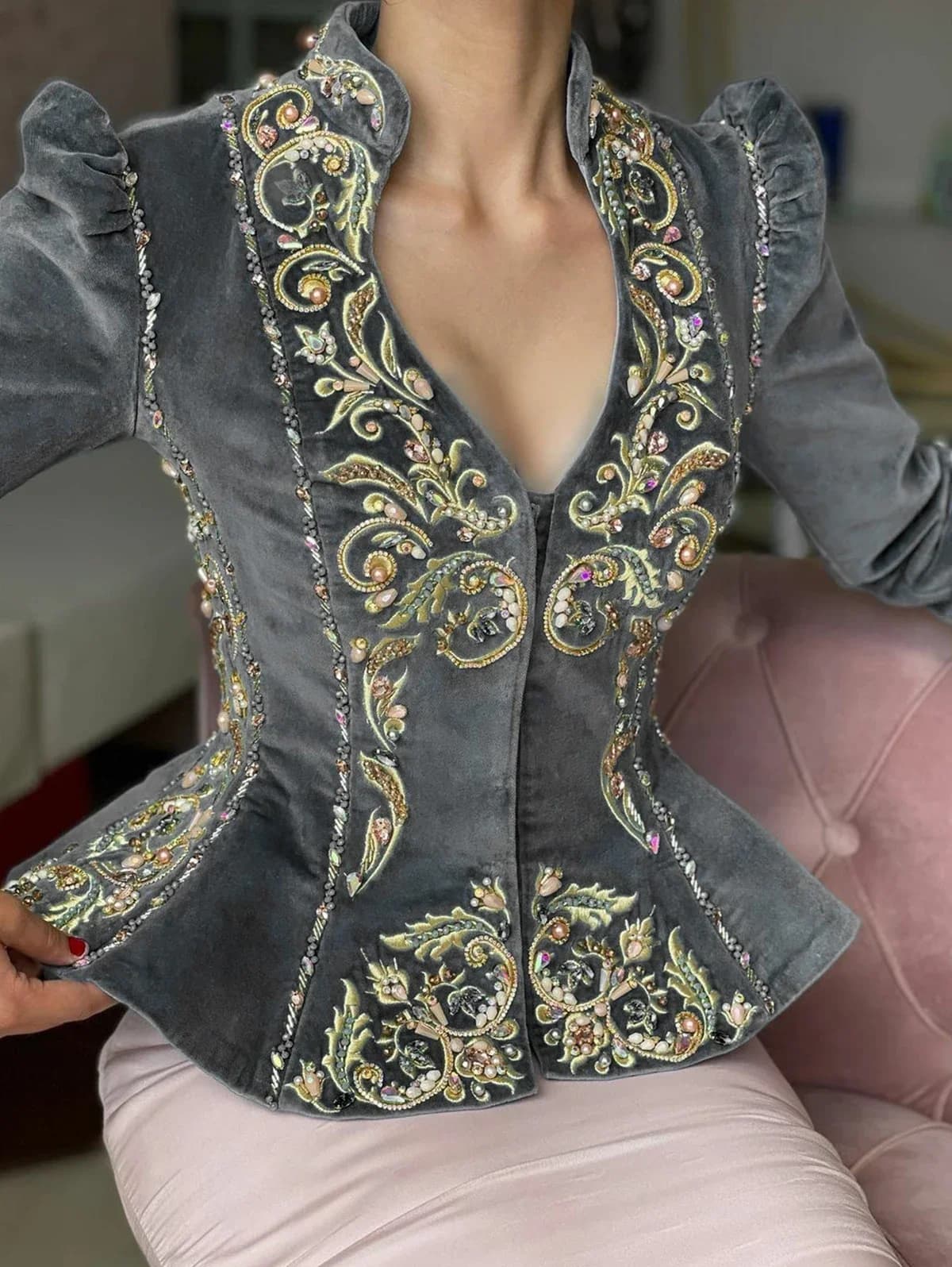 Haut en velours à manches longues pour femmes, broderie vintage, col en V, sexy, décontracté, mince,
