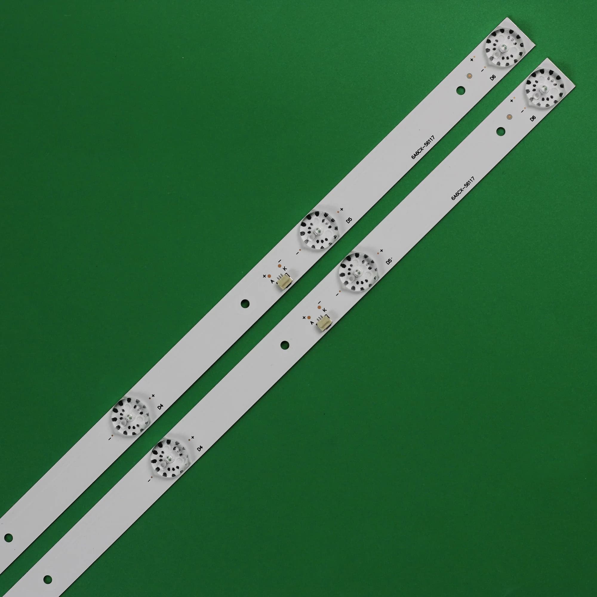 Bandes de rétroéclairage LED TV CC02320D562V08 320L(320E9) 2X6 6S1P 1210 CC02320D562V04 32E9 2X6 16/