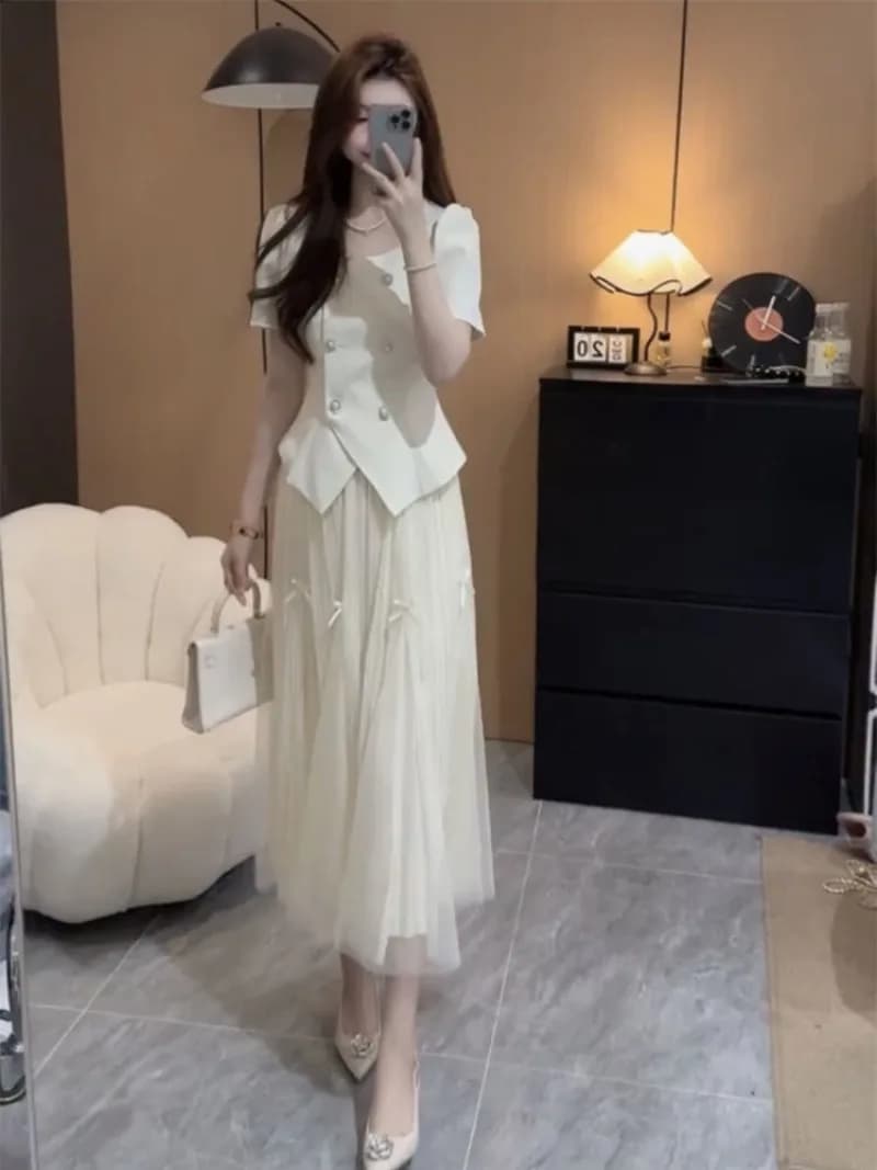 Costume d'été français haut de gamme pour femmes, mode bouffante, manches courtes, veste à boutonnag