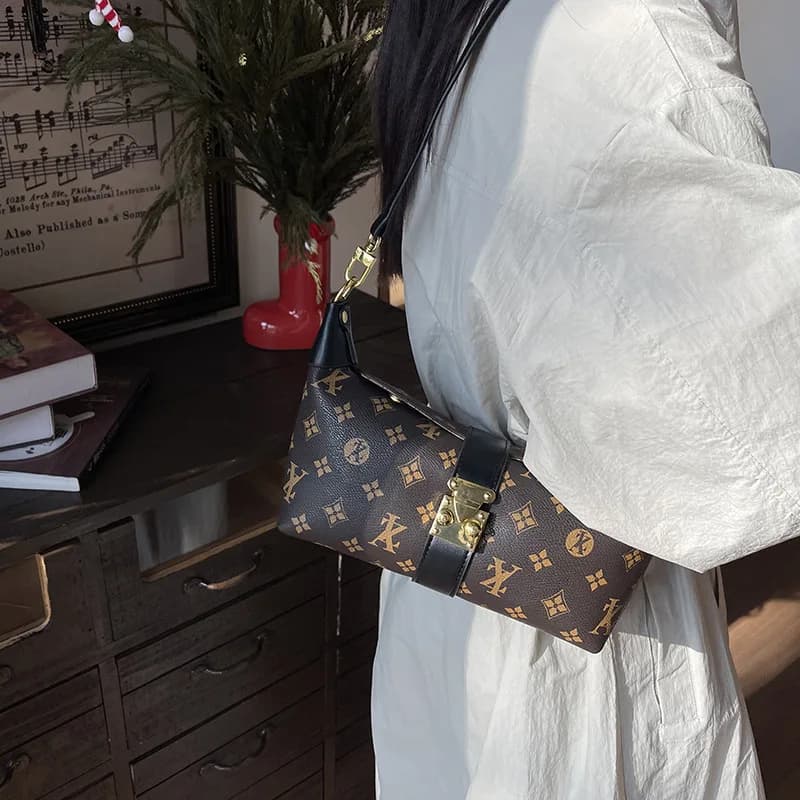 Nouvel Arrivage Sac Mini Carré Porté Épaule et Croisé Style Coréen, Porte-Monnaie avec Détail Lettre