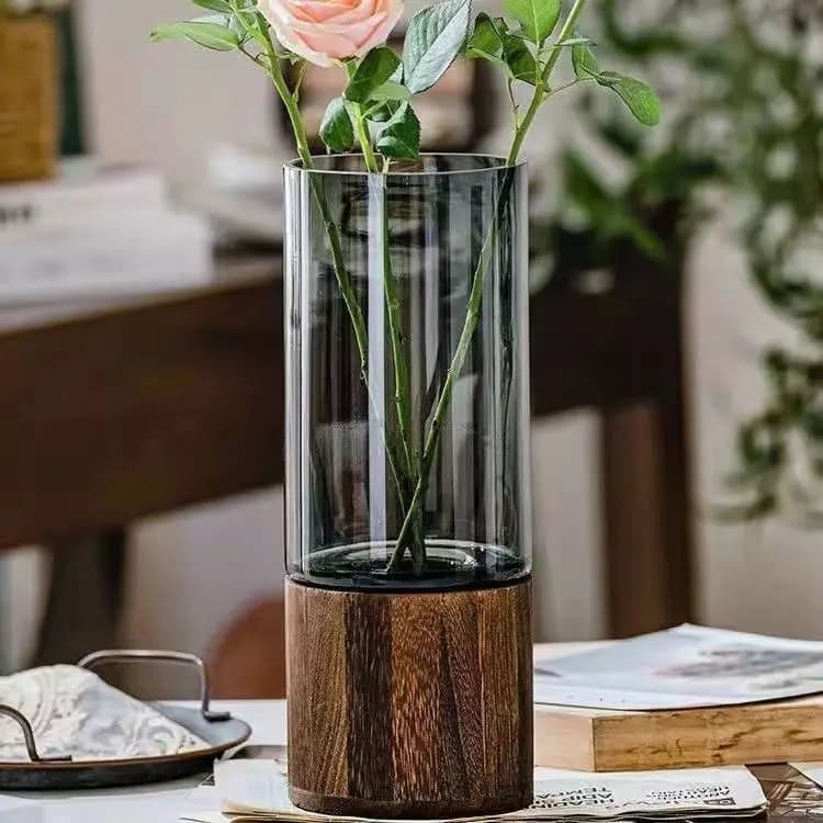 Vase en verre élégant avec base en bois pour plantes hydroponiques, arrangement floral moderne pour 