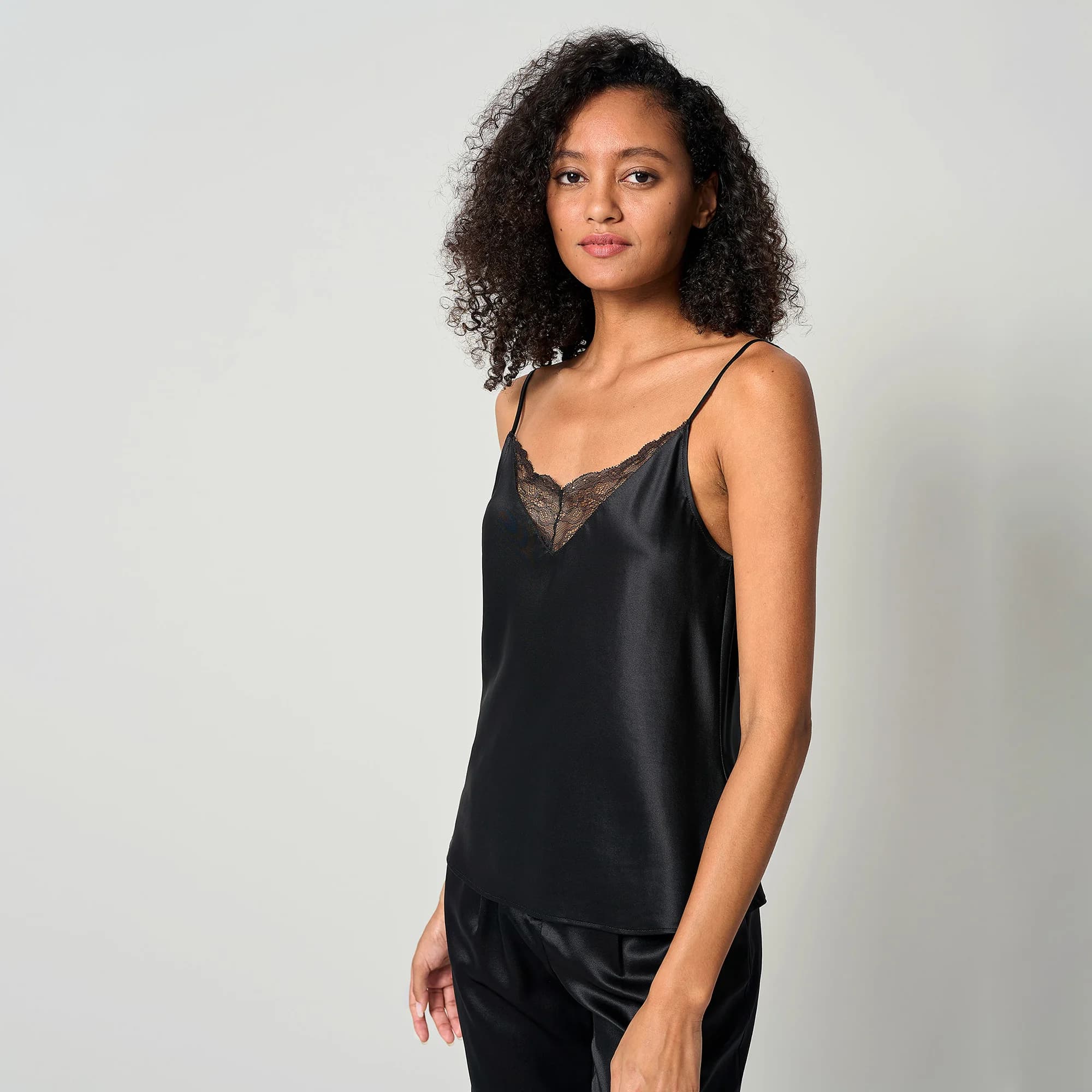 LILYSILK Camisole 2 en 1 en soie pour femme MIM Vest Top avec col en V en dentelle et fines bretelle