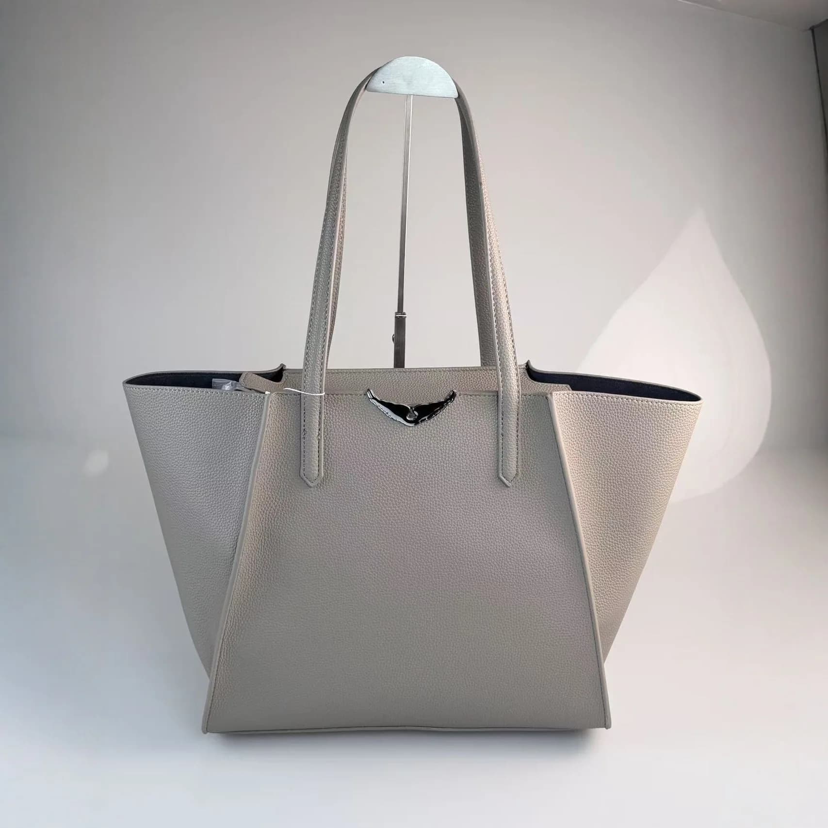 Nouveau Sac Fourre-Tout Grande Capacité pour Femme 2026 - Design Aile Tendance, Poignée Supérieure É