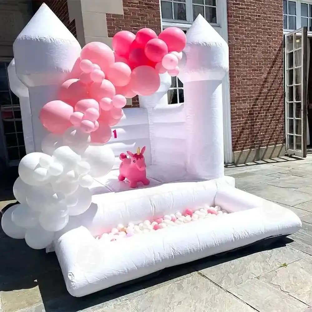 Maison blanche Iatable Mini Toldder rebond enfants Commercial pull videur mariage château gonflable 