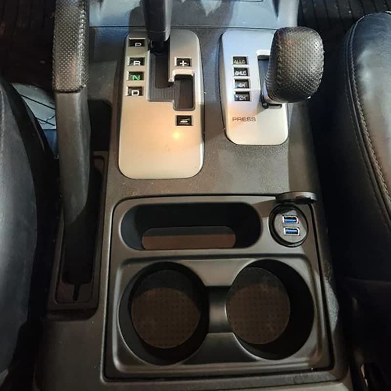 Porte-gobelet d'eau avec USB, boîte de console, porte-gobelet, intérieur shogun Montero, V73, V75, V