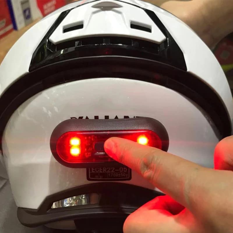 Feu arrière de casque de moto et de vélo, Rechargeable par USB, Signal de sécurité, lampe d'avertiss