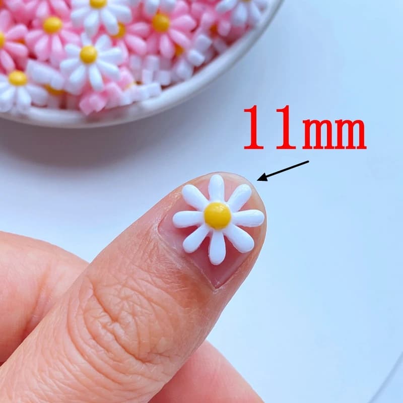 50 pièces nouveau 11mm mignon Mini chrysanthème dos plat résine Cabochons Scrapbooking bijoux à bric