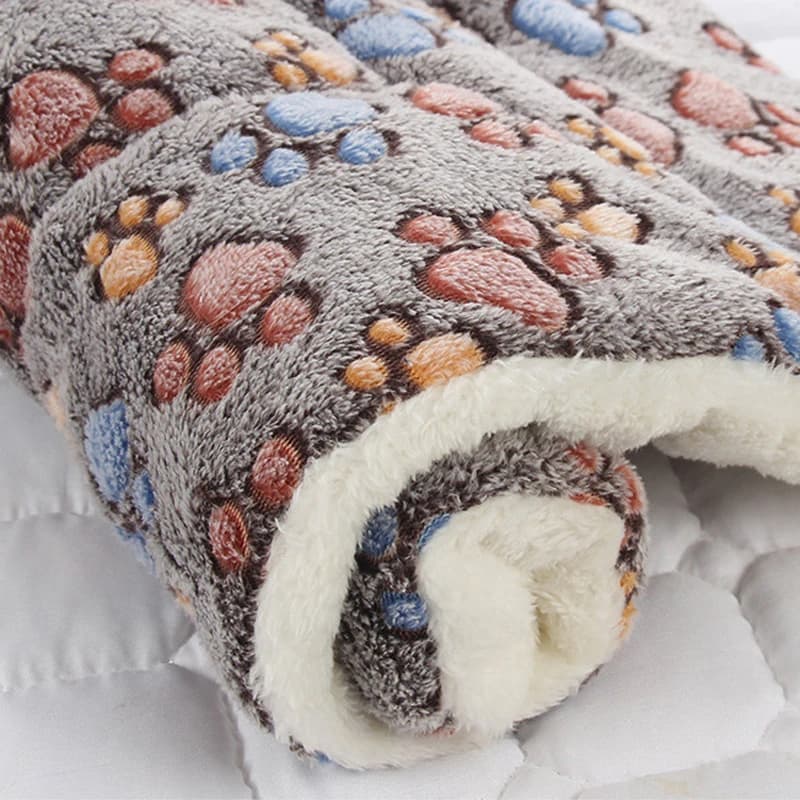 Flanelle Épaissie Chien Lit Mat Doux Pet Tapis de Couchage pour Chiens Chats Hiver Chaud Couverture 